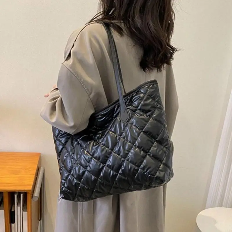 340D Fashionable PU Leather Shoulder Bag Quilted Handbags For Women Large Capacity Casual Handbag For Beach And Everyday Use
